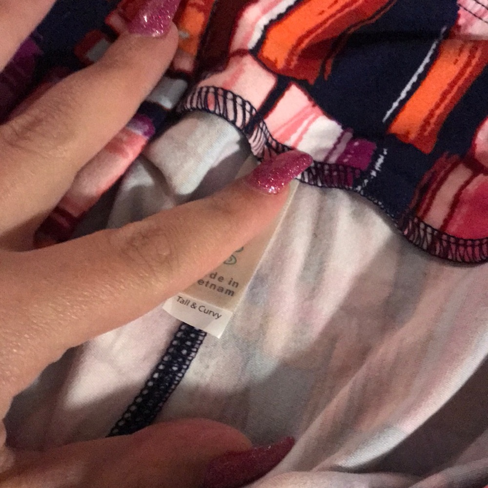 Lularoe - Picture 3 of 3